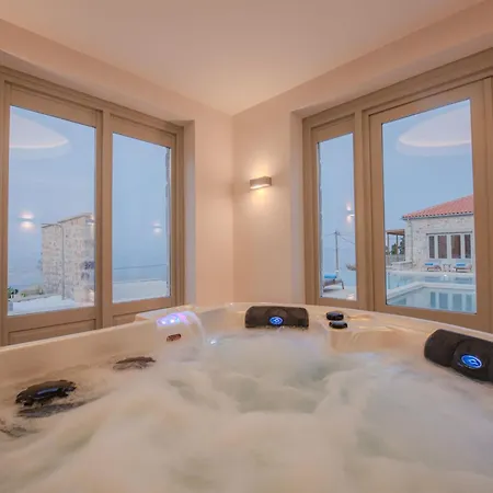 Hotel Sampatiki & - Luxury Seaview - Opened 2024 Leonídion