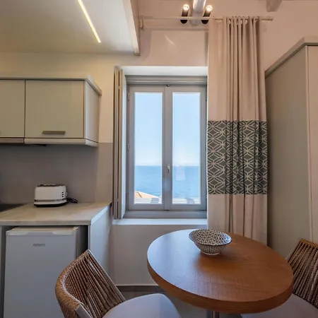 호텔 Sampatiki & - Luxury Seaview - Opened 2024