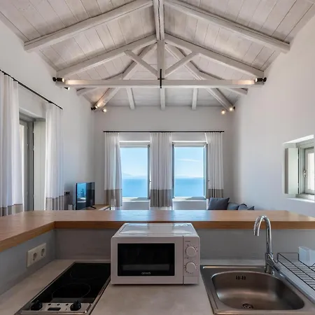 Sampatiki & - Luxury Seaview - Opened 2024 Hotel Leonídion