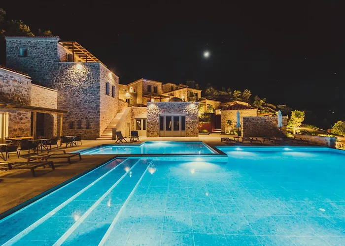 Hotel Sampatiki & - Luxury Seaview - Opened 2024 Leonídion