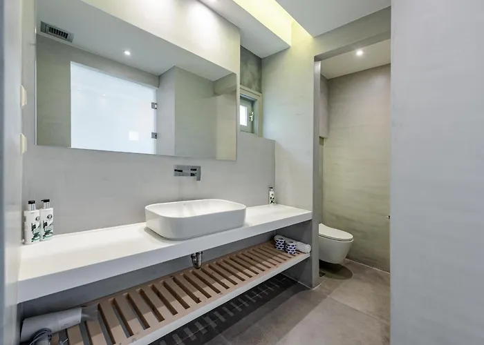 Hotel Sampatiki & - Luxury Seaview - Opened 2024 Leonídion